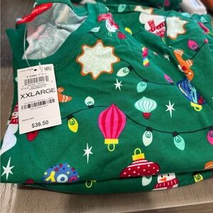 Family Love Green Holiday Pajama Set